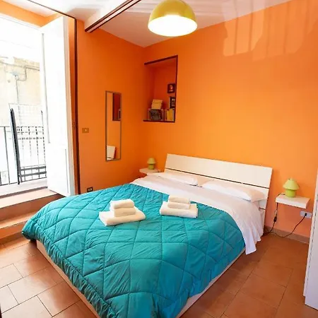 Montesanto Alley Apartment