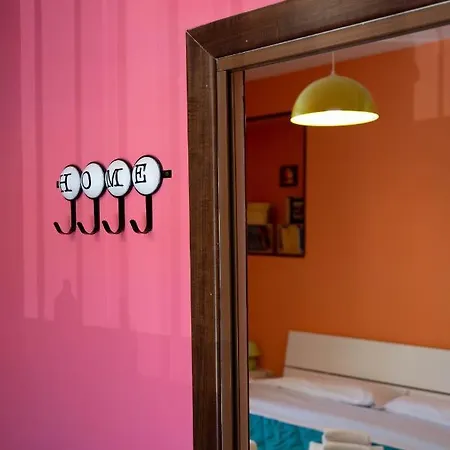 Montesanto Alley Apartment